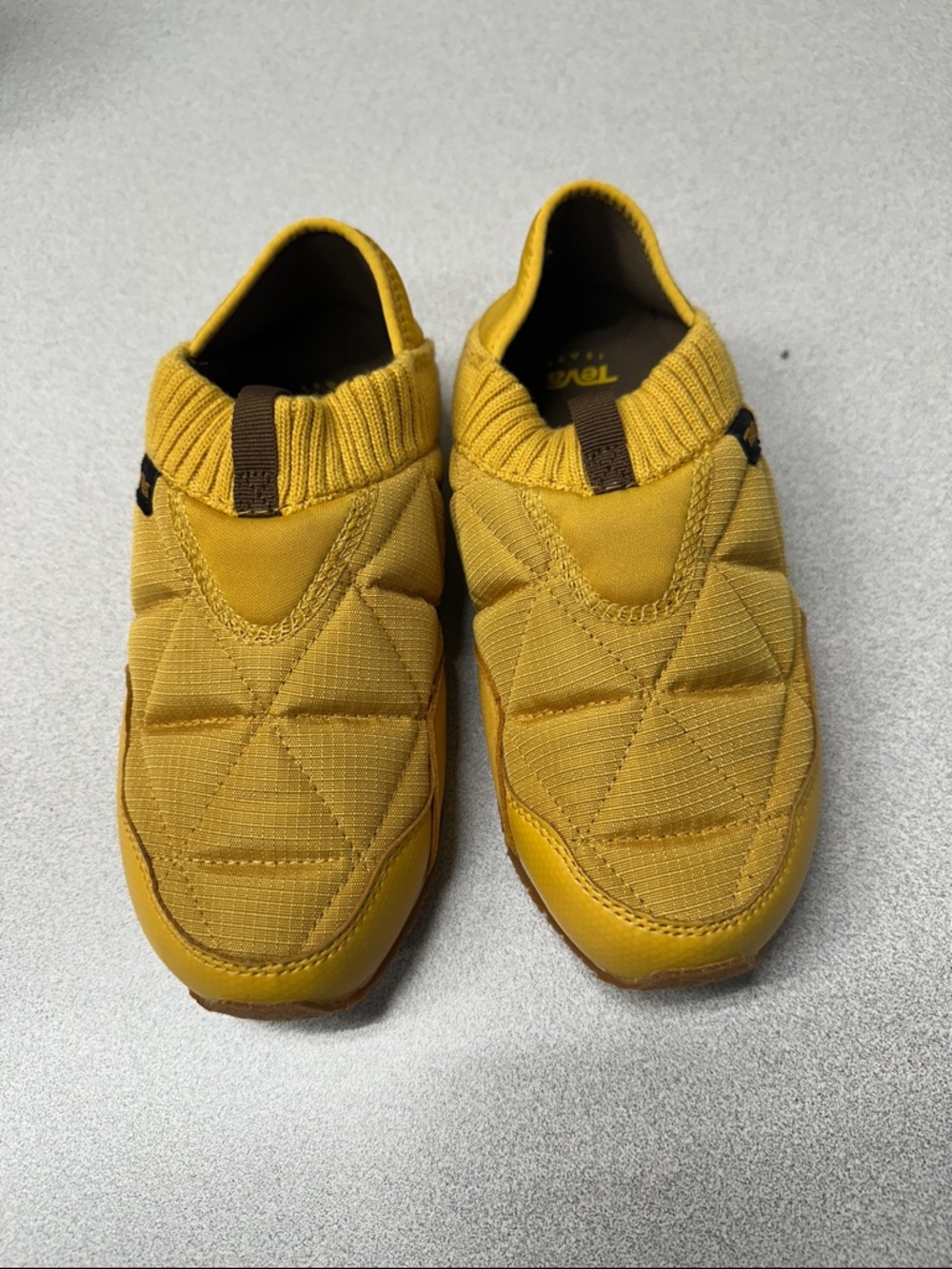 NWOT Teva women’s Re-ember Quilted Slip-On Shoes - Mustard Size 6